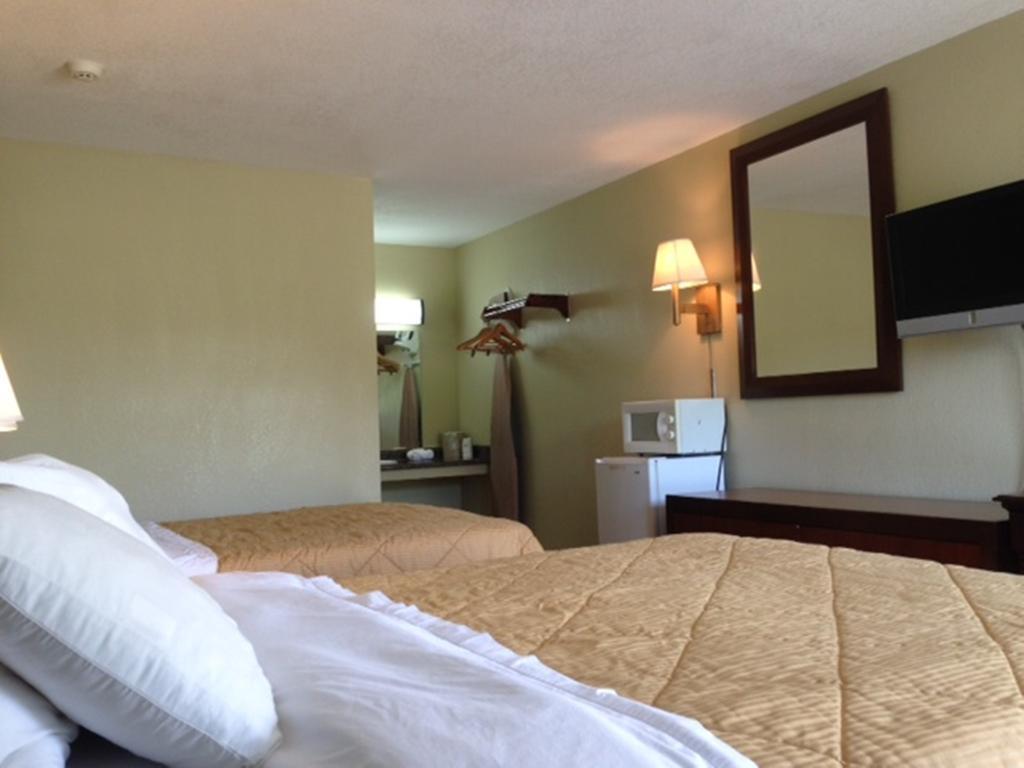 Mid Ohio Inn Bellville Kamer foto